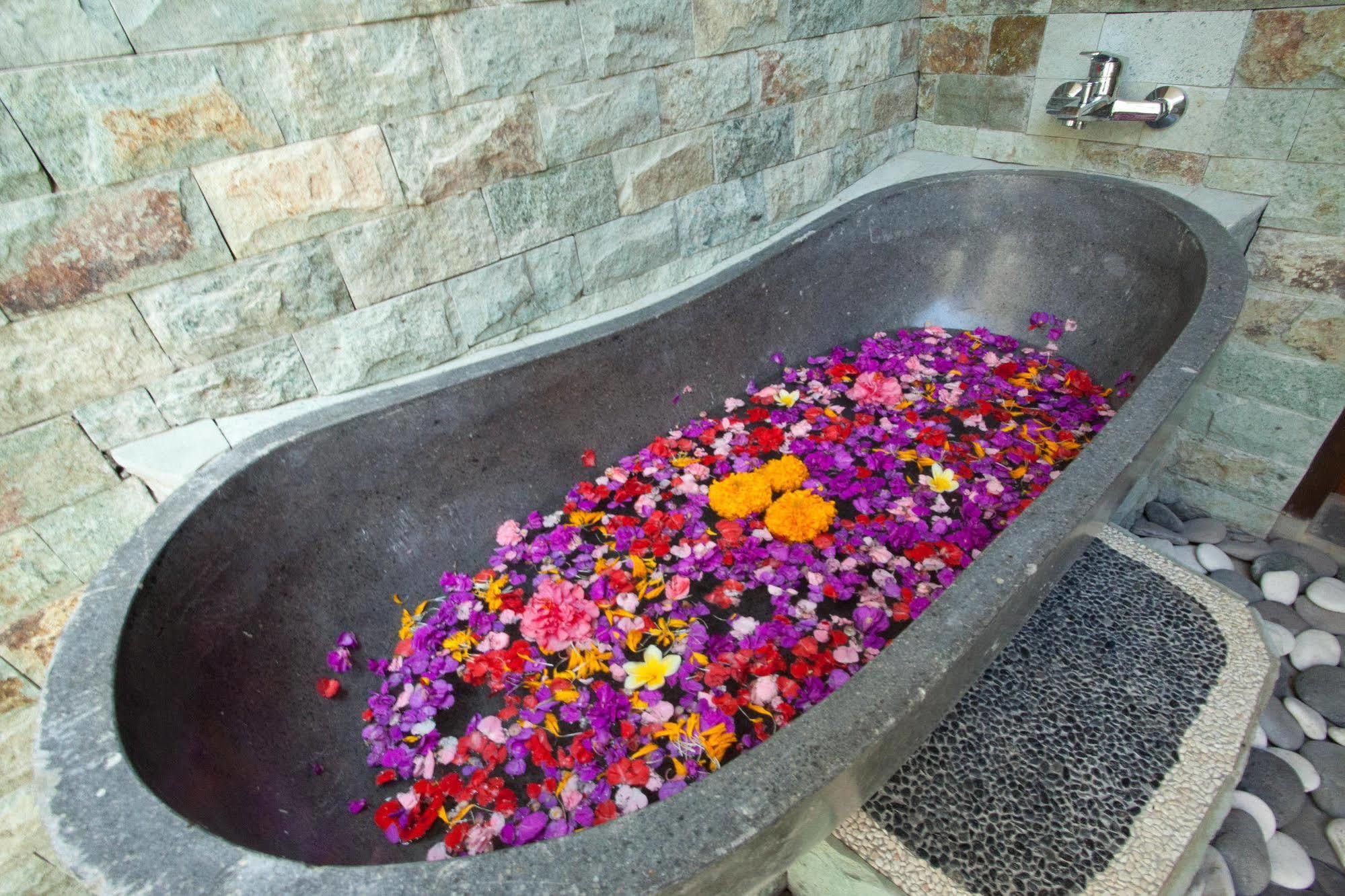 Segening Villa Ubud Eksteriør bilde