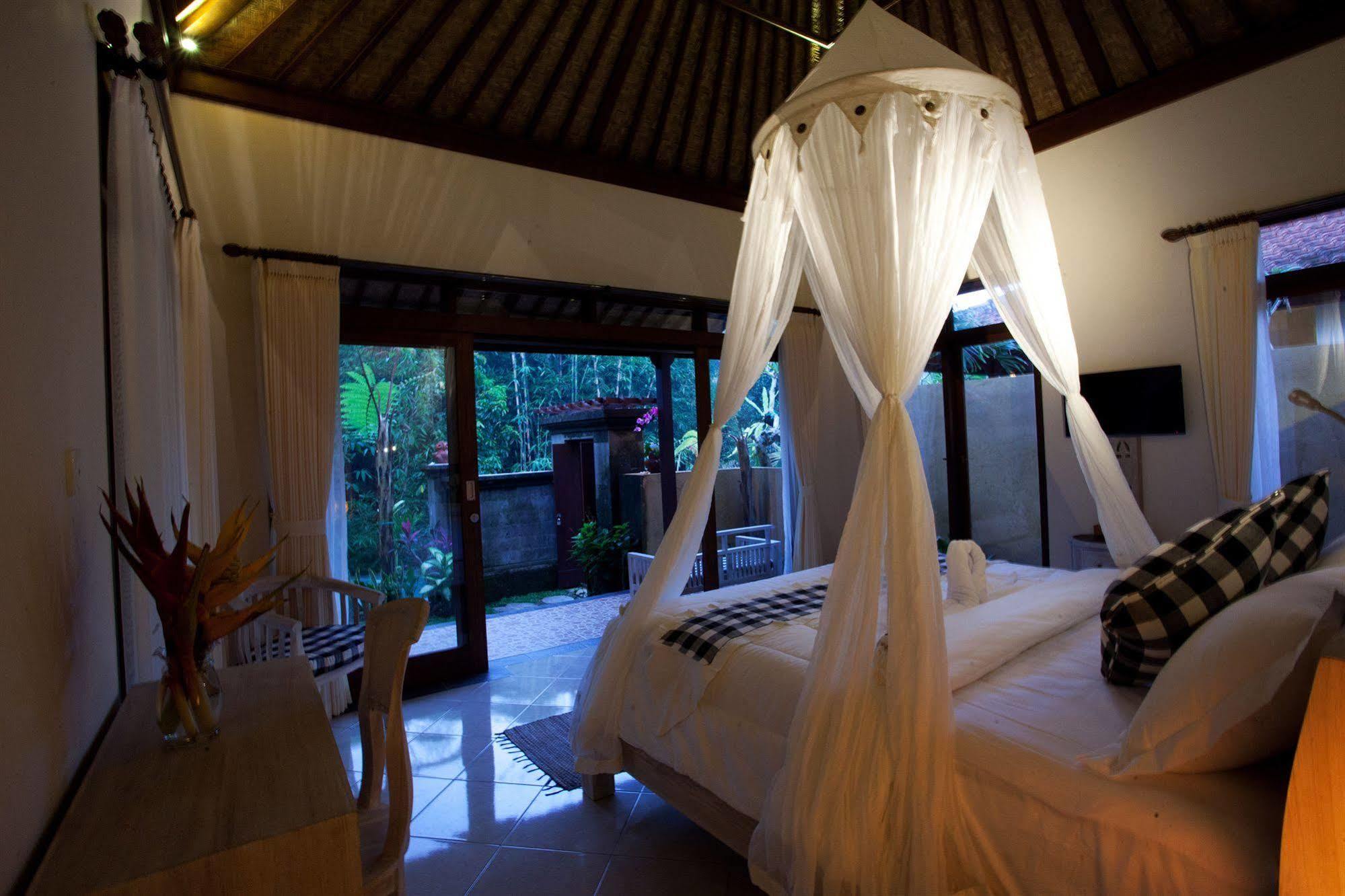 Segening Villa Ubud Eksteriør bilde