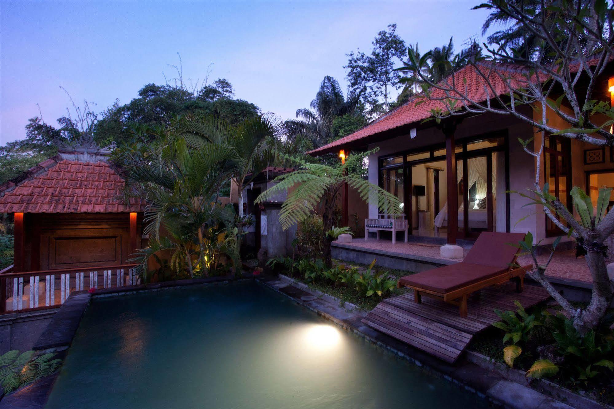 Segening Villa Ubud Eksteriør bilde